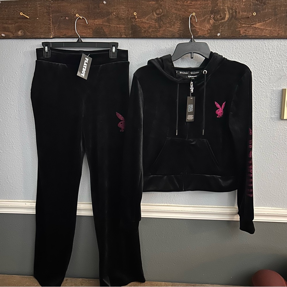 PLAYBOY Black and Pink Velour Set - Picture 6 of 10